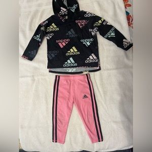 Toddler girl’s two piece hoodie set